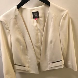 Vince Camuto White Blazer Size Small
